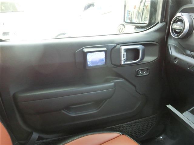 Photo9