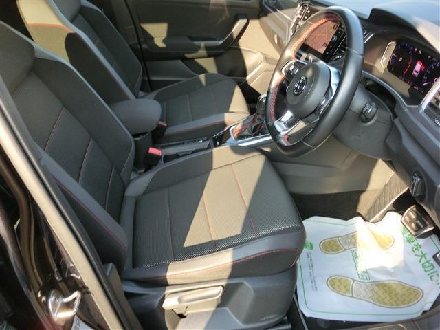 Photo9