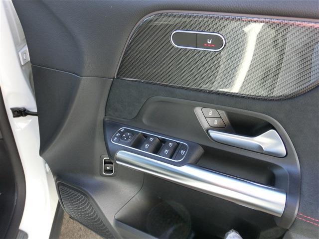 Photo12